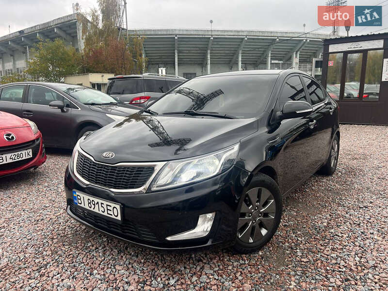 Седан Kia Rio 2013 в 
