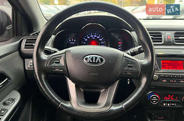 Седан Kia Rio 2013 в 