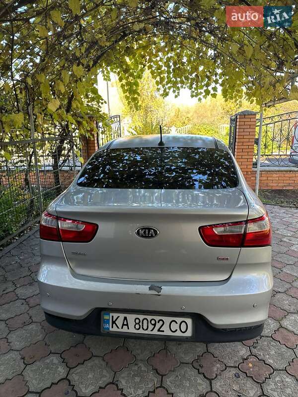 Седан Kia Rio 2014 в Вараші фото 3 Седан Kia Rio 2014 в Вараші