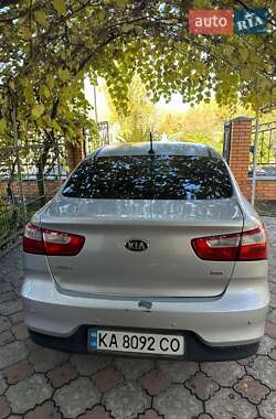 Седан Kia Rio 2014 в 