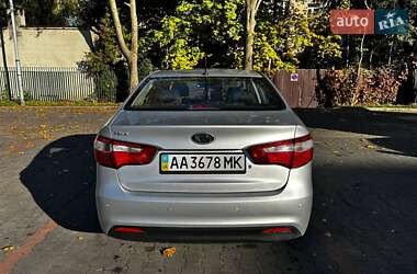 Седан Kia Rio 2012 в 