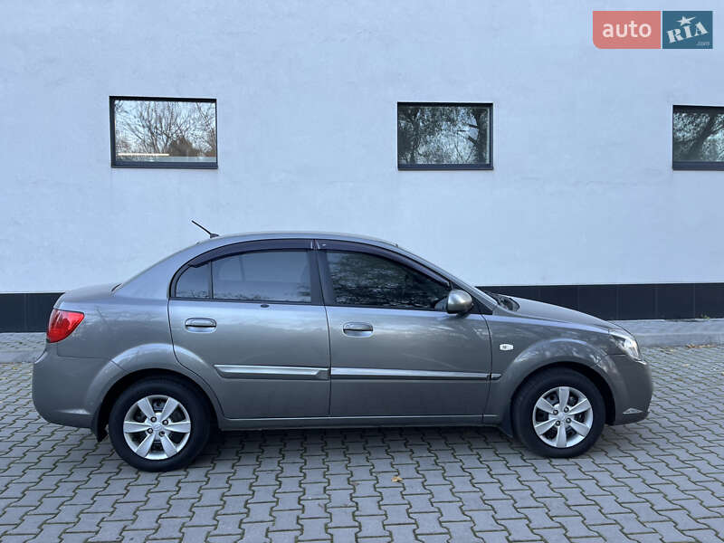 Седан Kia Rio 2011 в Хмельницькому фото 13 Седан Kia Rio 2011 в Хмельницькому