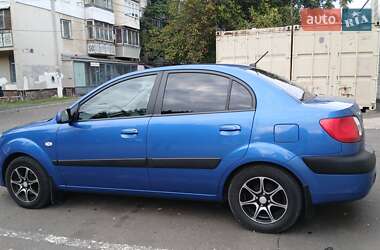 Седан Kia Rio 2008 в  фото 6 Седан Kia Rio 2008 в
