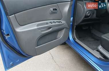 Седан Kia Rio 2008 в  фото 12 Седан Kia Rio 2008 в