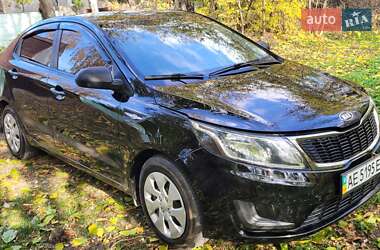 Седан Kia Rio 2011 в Дніпрі