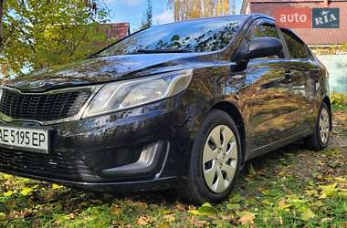 Седан Kia Rio 2011 в Днепре