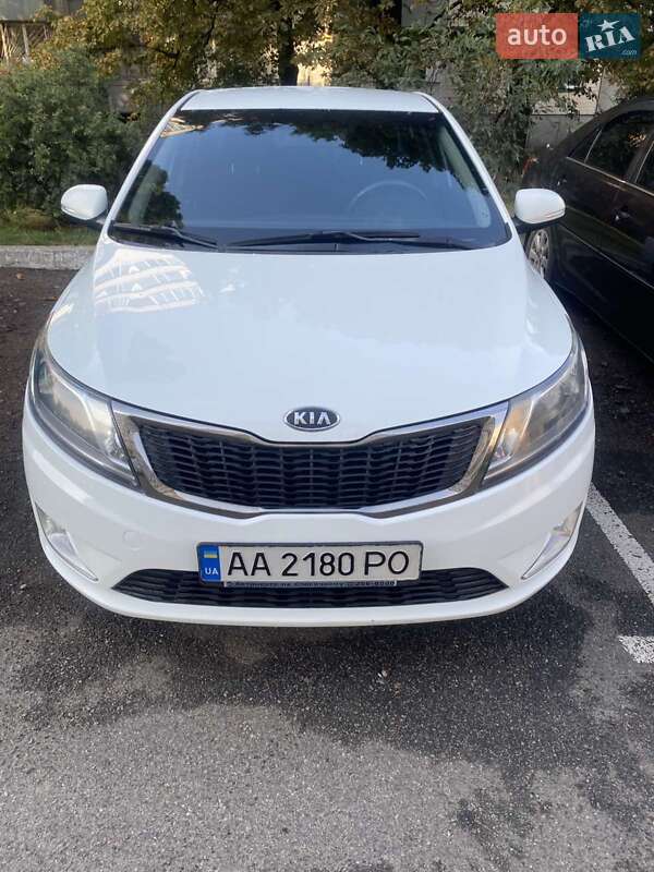 Седан Kia Rio 2012 в Киеве фото 24 Седан Kia Rio 2012 в Киеве