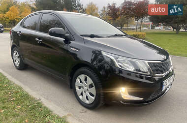 Седан Kia Rio 2012 в Дніпрі