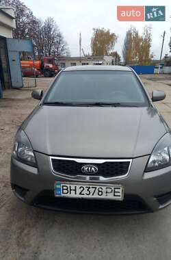 Хетчбек Kia Rio 2010 в Києві