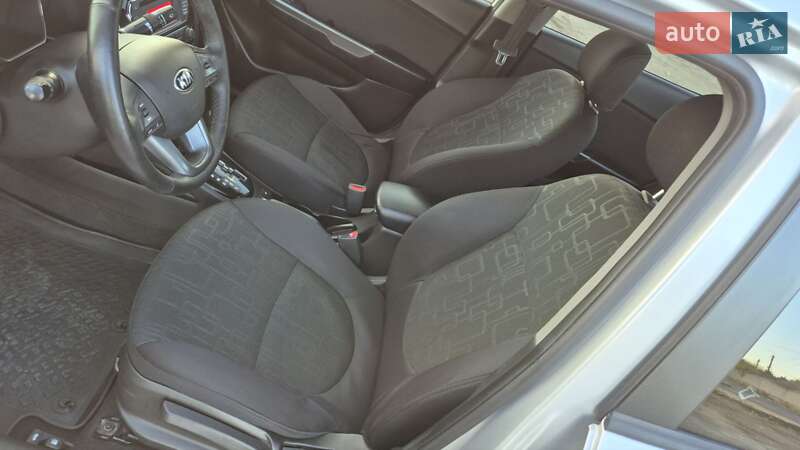 Седан Kia Rio 2013 в Миколаєві