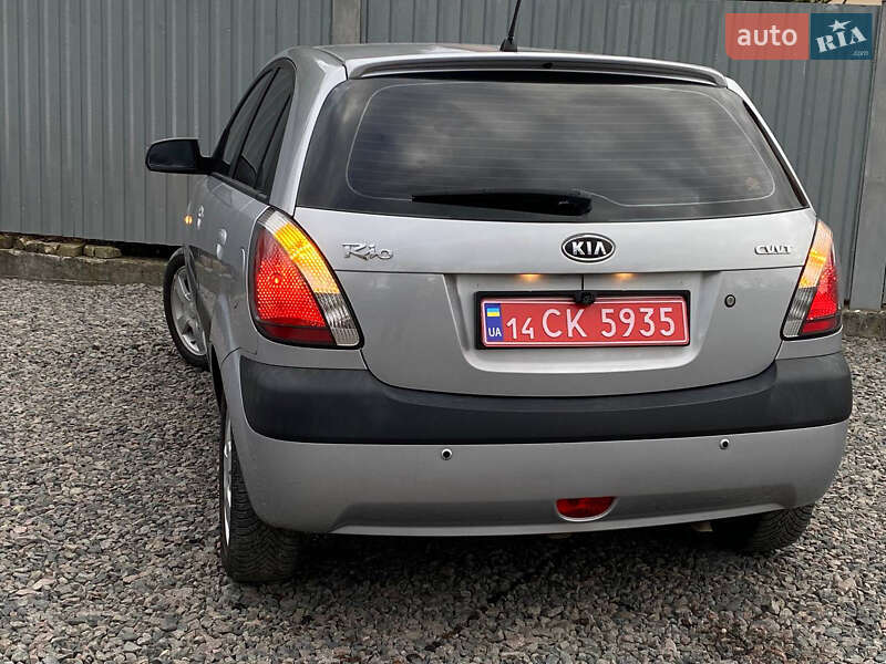 Хэтчбек Kia Rio 2006 в Самборе фото 29 Хэтчбек Kia Rio 2006 в Самборе