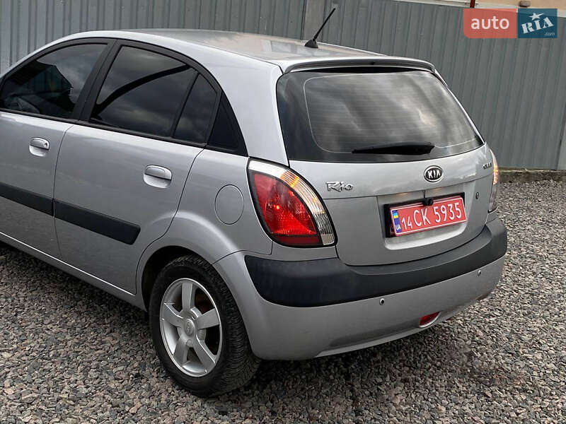 Хэтчбек Kia Rio 2006 в Самборе фото 31 Хэтчбек Kia Rio 2006 в Самборе