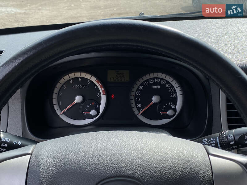 Хэтчбек Kia Rio 2006 в Самборе фото 48 Хэтчбек Kia Rio 2006 в Самборе