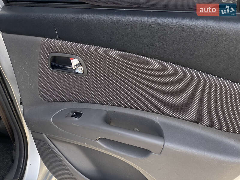 Хэтчбек Kia Rio 2006 в Самборе фото 59 Хэтчбек Kia Rio 2006 в Самборе