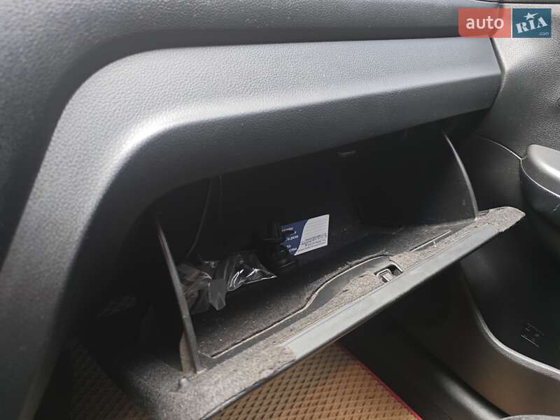 Седан Kia Rio 2012 в Киеве фото 48 Седан Kia Rio 2012 в Киеве