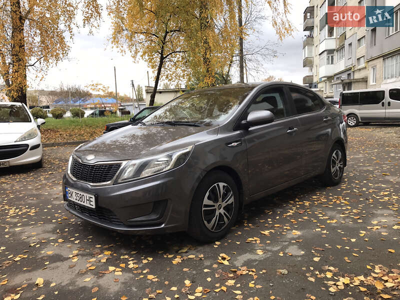 Седан Kia Rio 2013 в Здолбунове фото 5 Седан Kia Rio 2013 в Здолбунове