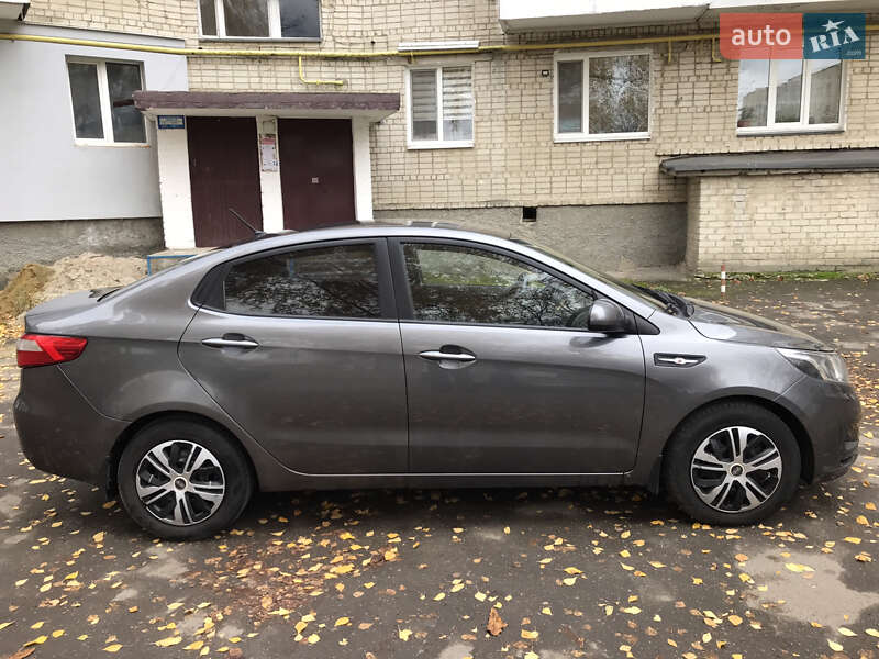 Седан Kia Rio 2013 в Здолбунове фото 7 Седан Kia Rio 2013 в Здолбунове