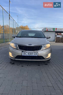 Хэтчбек Kia Rio 2012 в Львове Хэтчбек Kia Rio 2012 в Львове