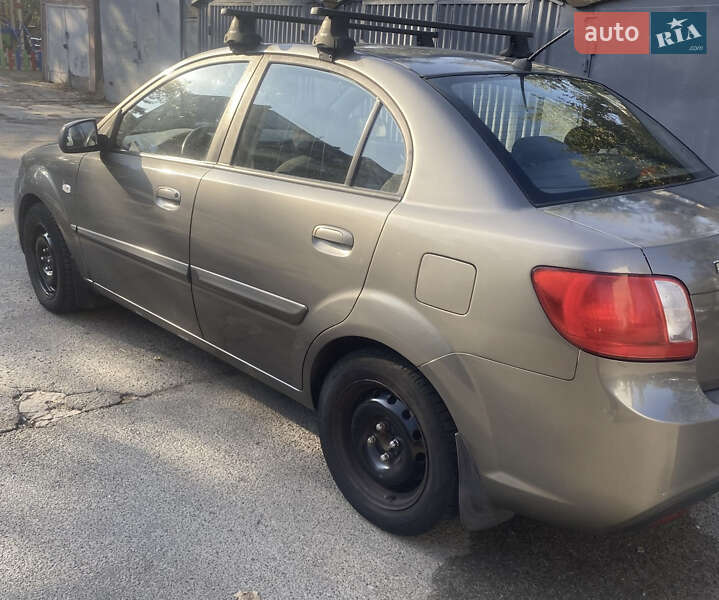 Седан Kia Rio 2011 в Киеве фото 3 Седан Kia Rio 2011 в Киеве