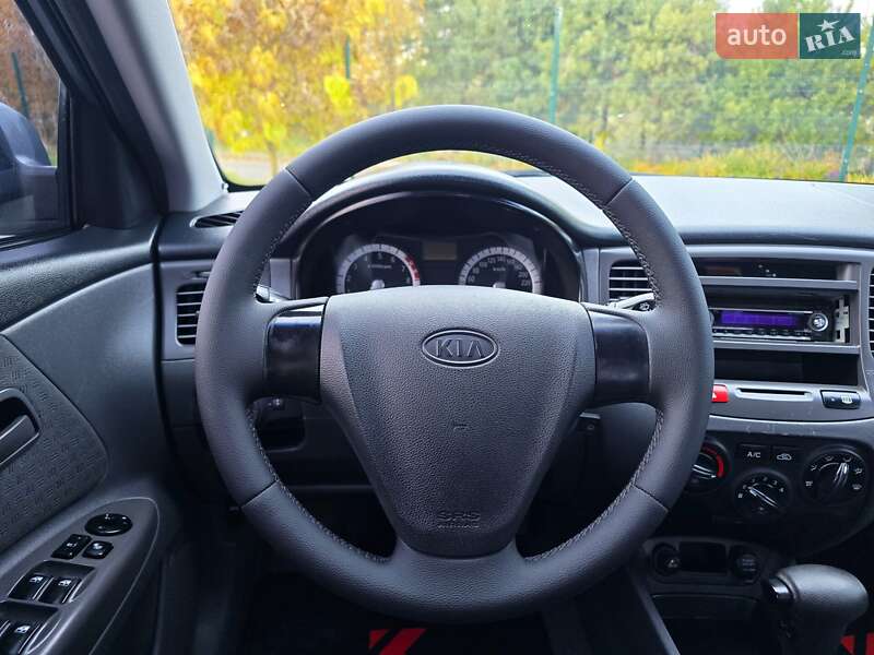 Седан Kia Rio 2006 в Хмельницькому