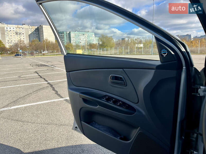 Седан Kia Rio 2010 в Запоріжжі