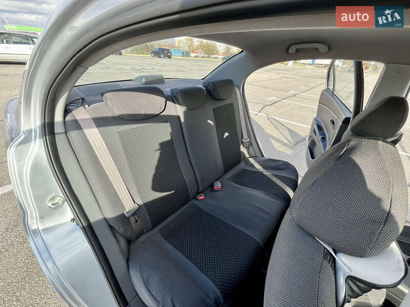 Седан Kia Rio 2010 в Запоріжжі