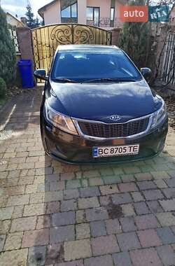 Седан Kia Rio 2012 в Львові