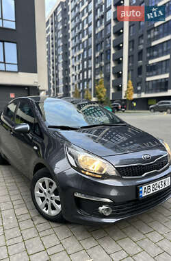 Седан Kia Rio 2016 в Івано-Франківську