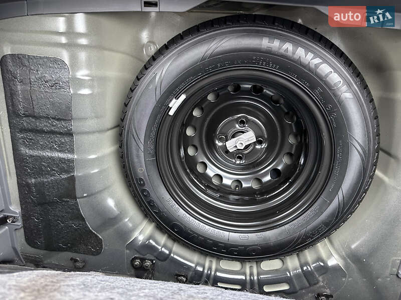 Хэтчбек Kia Rio 2007 в Киеве фото 17 Хэтчбек Kia Rio 2007 в Киеве