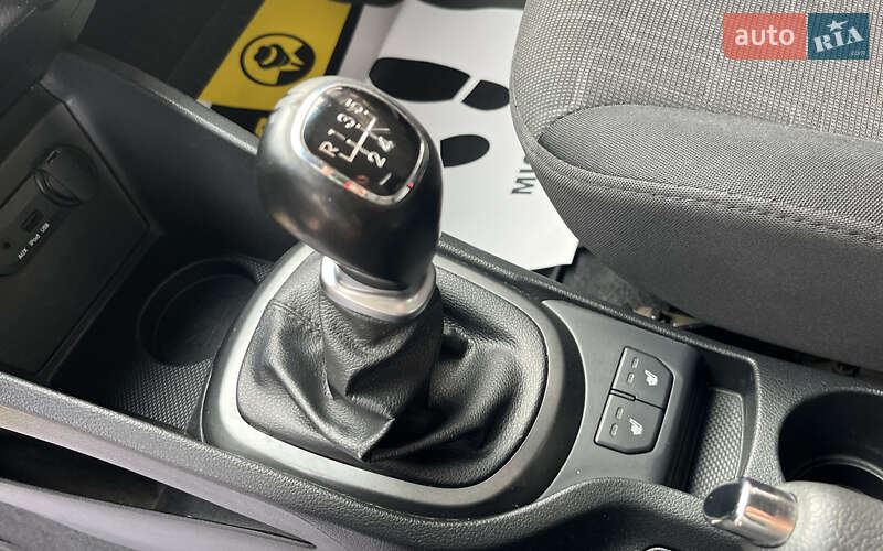 Хетчбек Kia Rio 2013 в Стрию