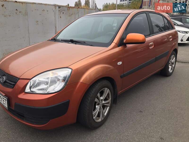 Хэтчбек Kia Rio 2007 в Киеве фото 6 Хэтчбек Kia Rio 2007 в Киеве