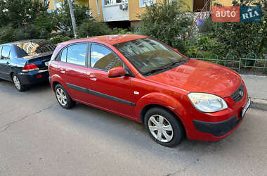 Хэтчбек Kia Rio 2006 в Вышгороде