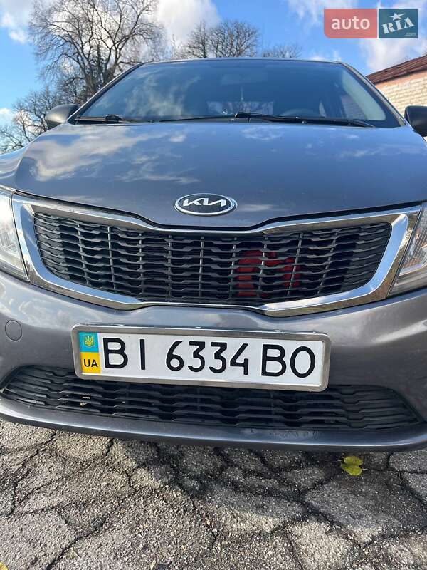 Седан Kia Rio 2012 в Полтаве