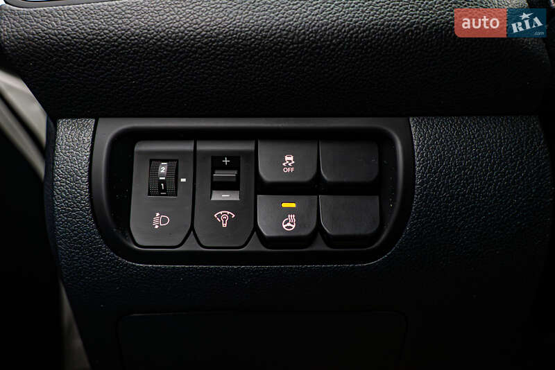 Седан Kia Rio 2016 в Киеве фото 15 Седан Kia Rio 2016 в Киеве