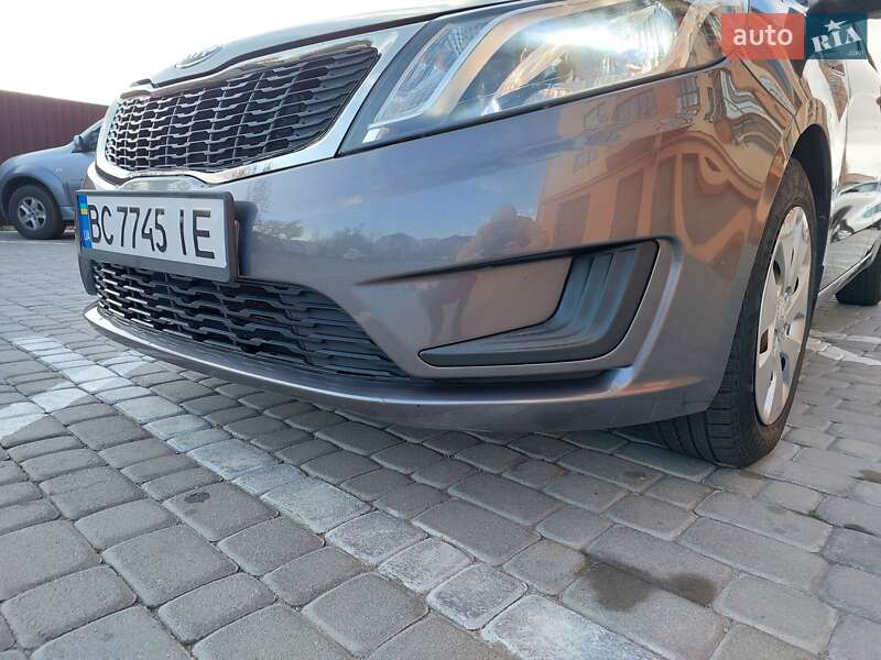 Седан Kia Rio 2013 в Дніпрі фото 4 Седан Kia Rio 2013 в Дніпрі