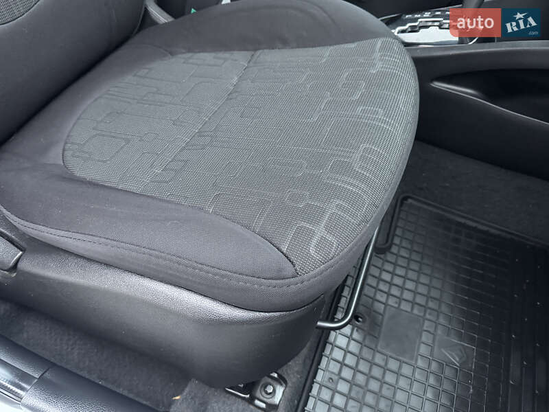 Седан Kia Rio 2014 в Киеве фото 22 Седан Kia Rio 2014 в Киеве
