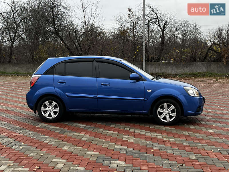 Хетчбек Kia Rio 2011 в Білій Церкві