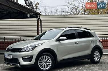 Внедорожник / Кроссовер Kia Rio 2018 в Одессе