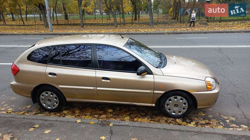 Универсал Kia Rio 2003 в Киеве фото 2 Универсал Kia Rio 2003 в Киеве