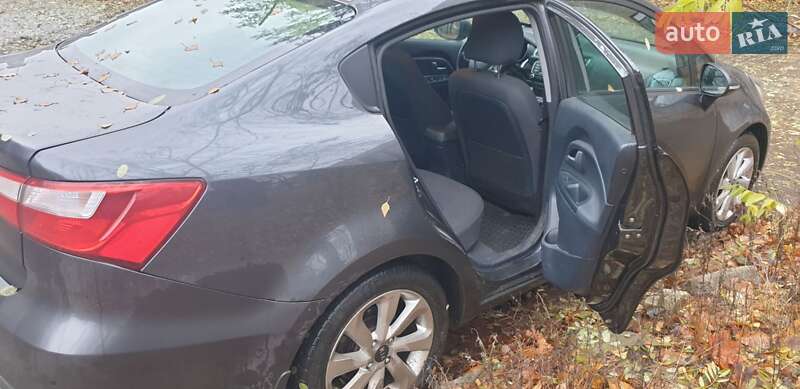 Седан Kia Rio 2016 в Харькове