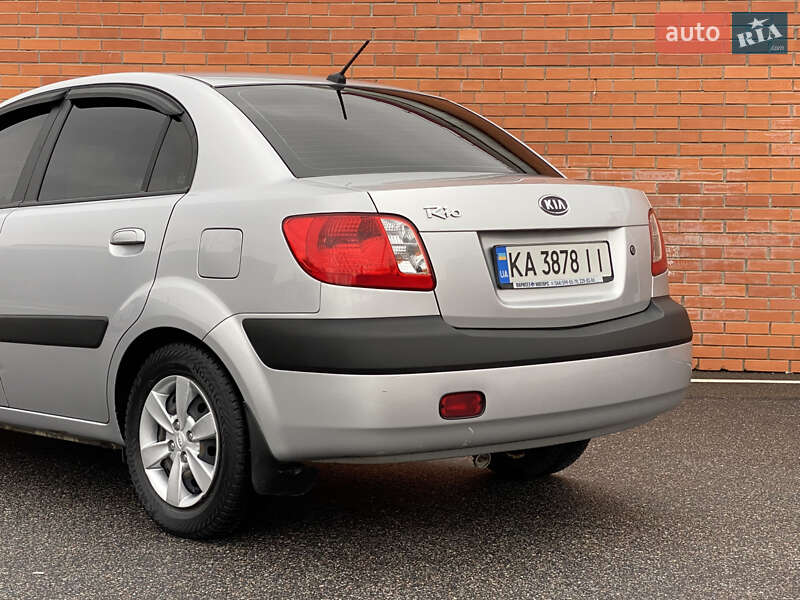 Седан Kia Rio 2008 в Киеве фото 11 Седан Kia Rio 2008 в Киеве