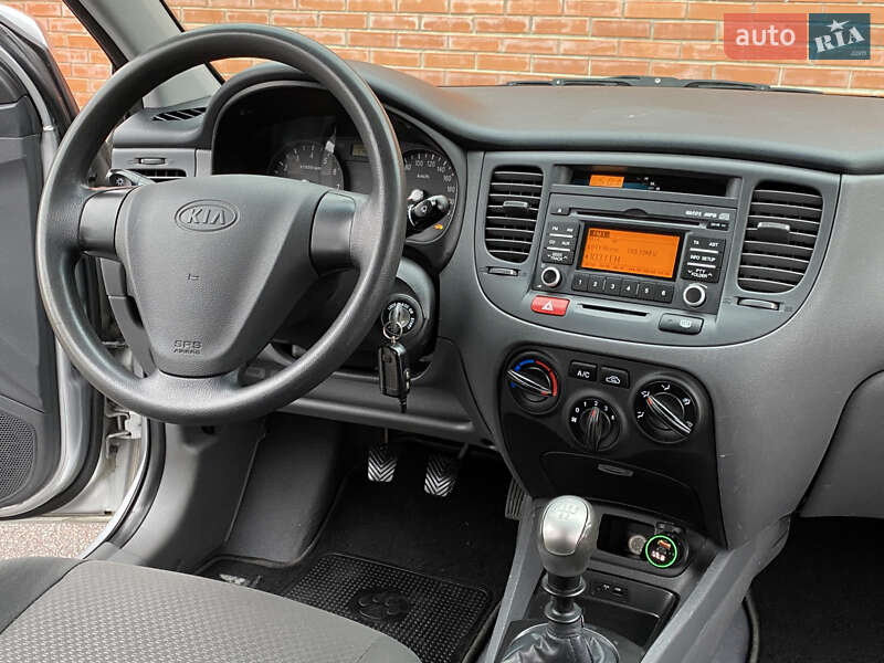Седан Kia Rio 2008 в Киеве фото 42 Седан Kia Rio 2008 в Киеве