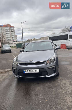 Седан Kia Rio 2018 в Киеве