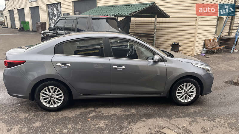 Седан Kia Rio 2018 в Киеве фото 3 Седан Kia Rio 2018 в Киеве