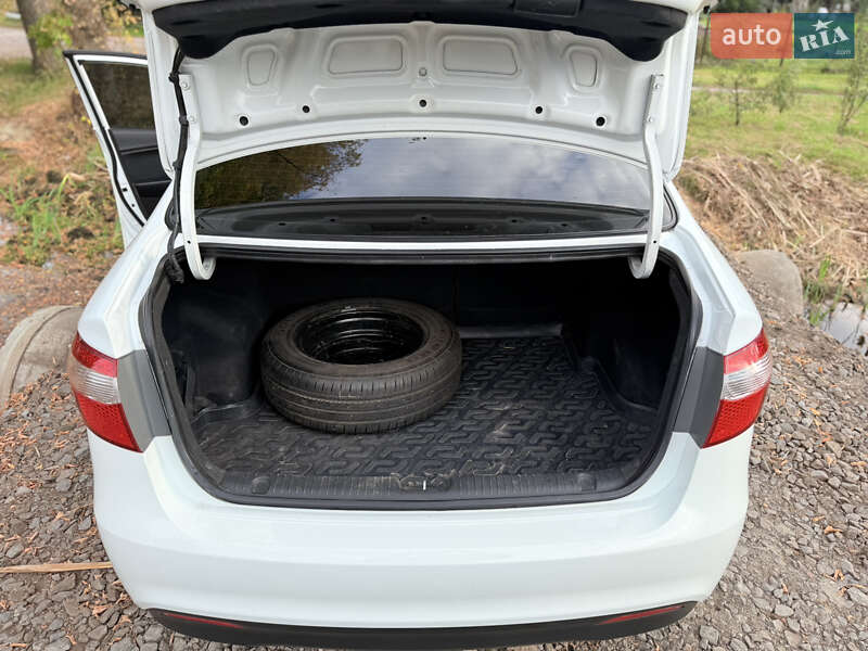 Седан Kia Rio 2013 в Харькове фото 11 Седан Kia Rio 2013 в Харькове