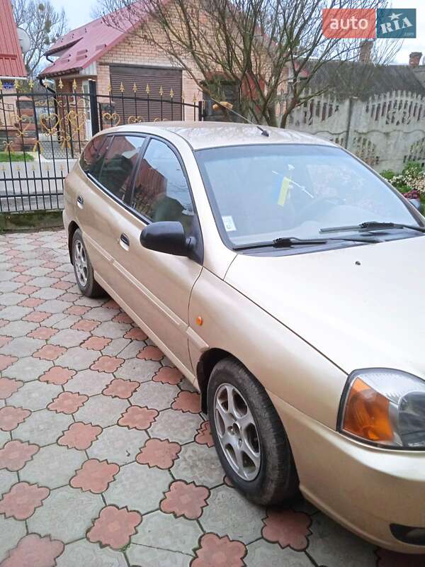 Універсал Kia Rio 2003 в Здолбуніві