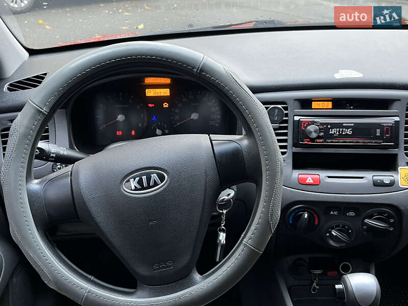 Хетчбек Kia Rio 2008 в Києві