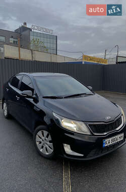 Седан Kia Rio 2013 в Киеве