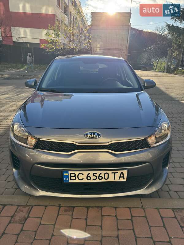 Хэтчбек Kia Rio 2020 в Львове фото Хэтчбек Kia Rio 2020 в Львове