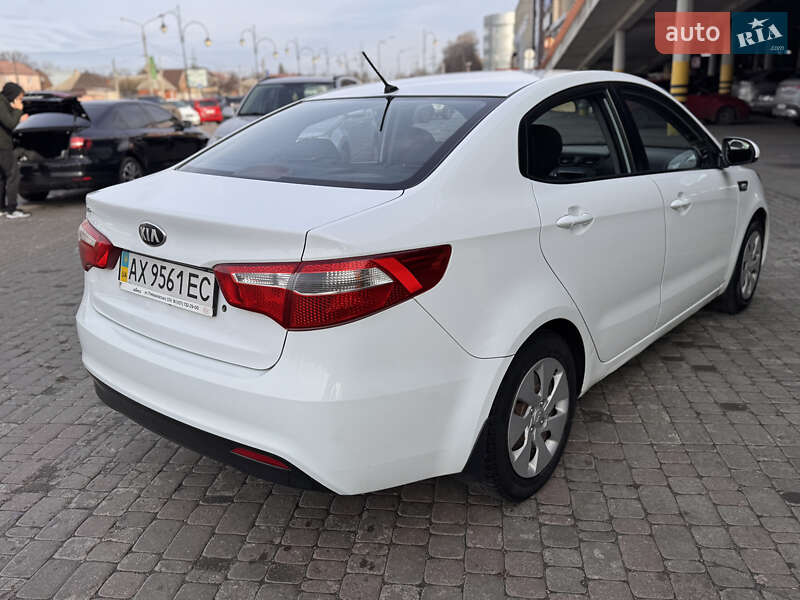 Седан Kia Rio 2013 в Харькове
